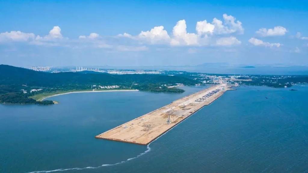 2019年5月14日，太湖隧道四倉(cāng)流水作業(yè)成型。